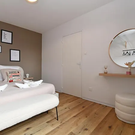 Le Cineaste • Hypercentre • Appartement A Theme Colmar Exterior foto